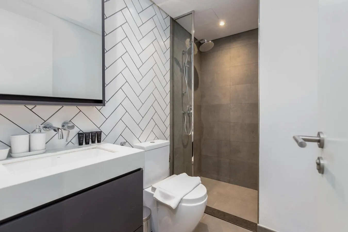 Apartment Upgraded Brand New Studio In Belgravia 2, Jvc - Allsopp & Allsopp Dubai United Arab Emirates